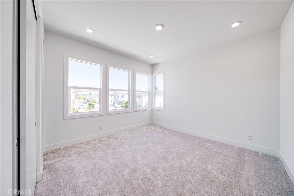 121 Bear Leaf Property Photo 26