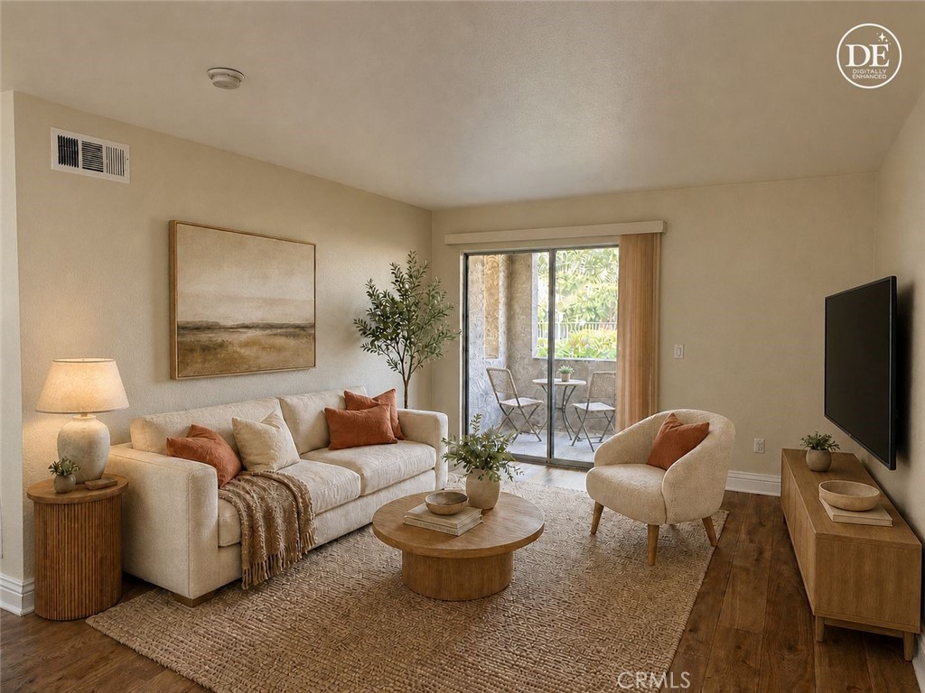 2325 Del Mar Way #106 Property Photo 2