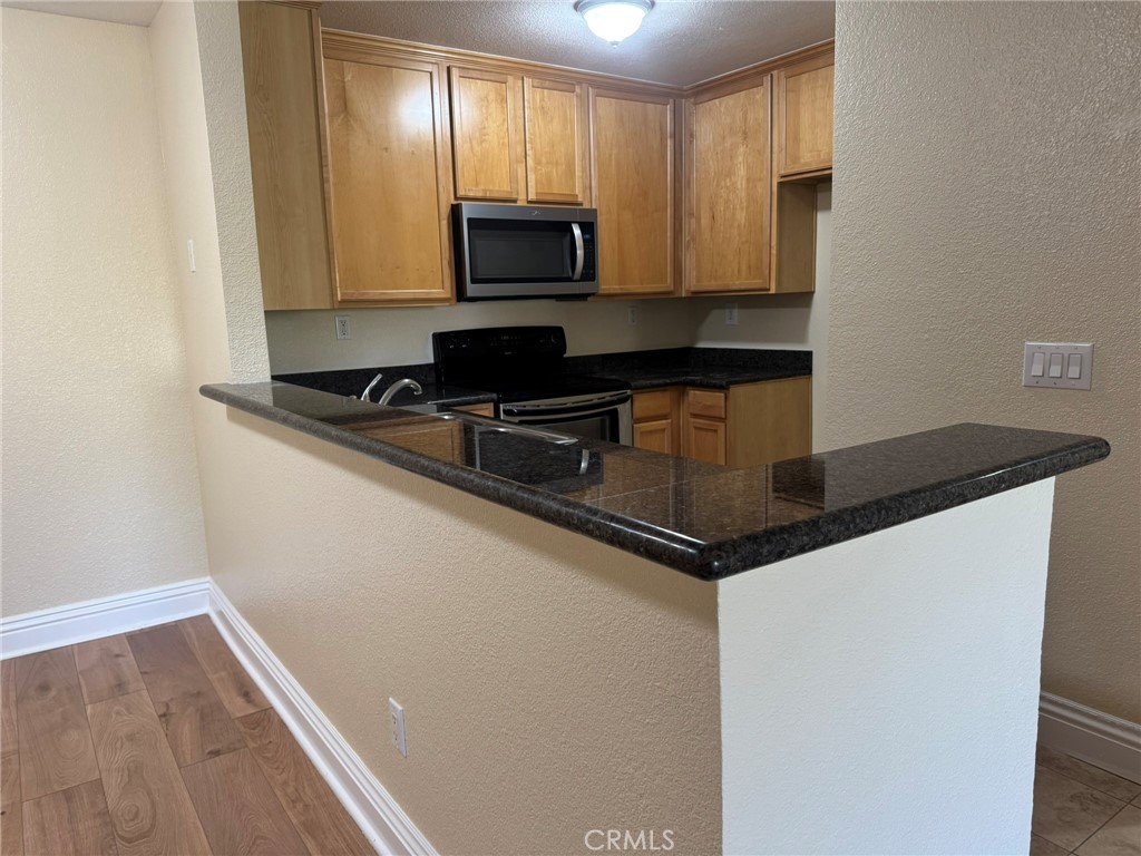 2325 Del Mar Way #106 Property Photo 5