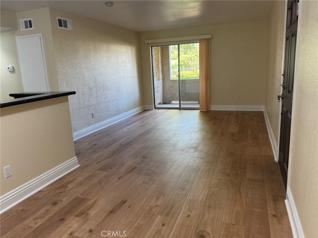 2325 Del Mar Way #106 Property Photo 8