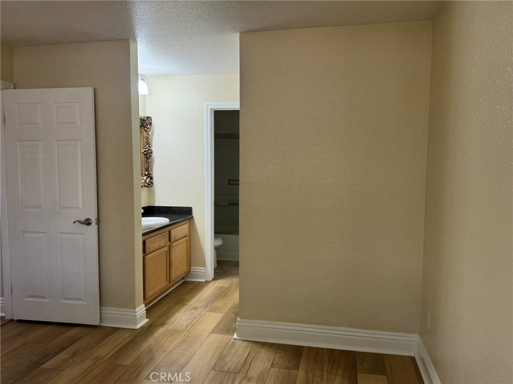 2325 Del Mar Way #106 Property Photo 11