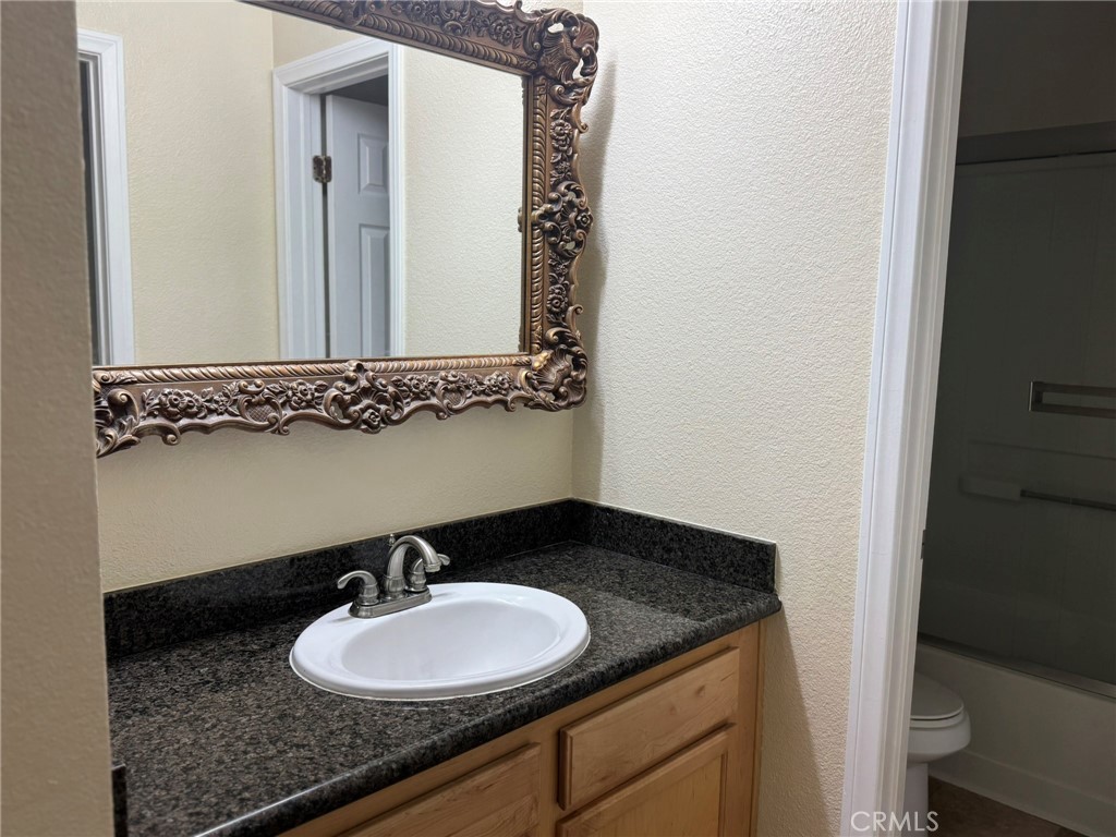 2325 Del Mar Way #106 Property Photo 12