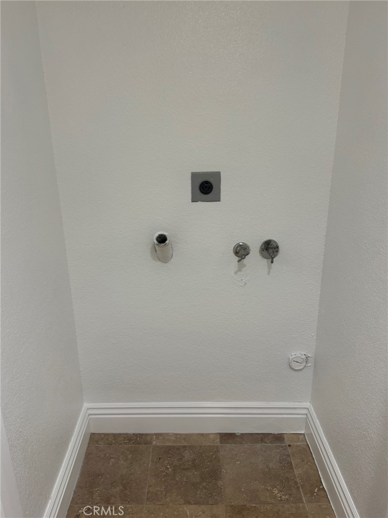 2325 Del Mar Way #106 Property Photo 22