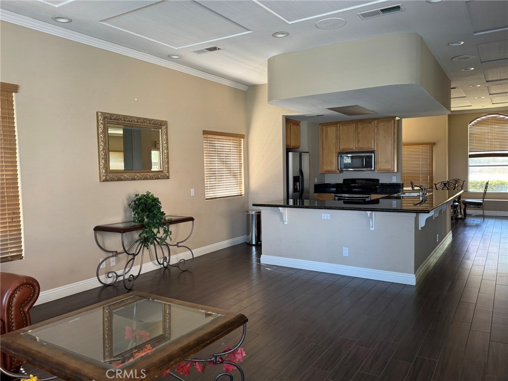 2325 Del Mar Way #106 Property Photo 37