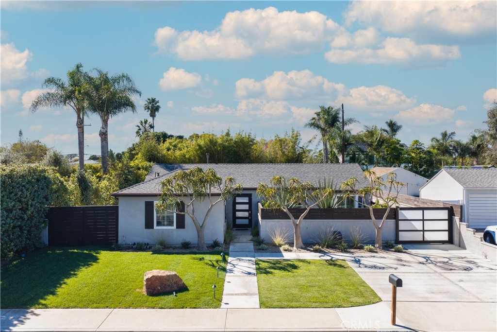 2103 Continental Property Photo 1