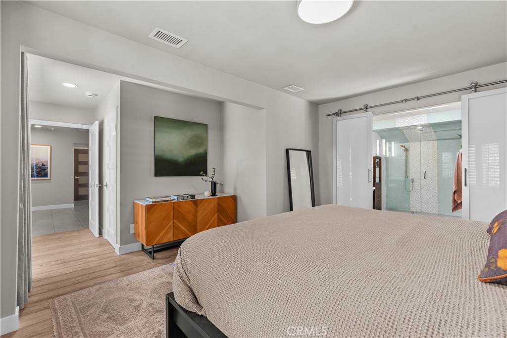 2103 Continental Property Photo 12