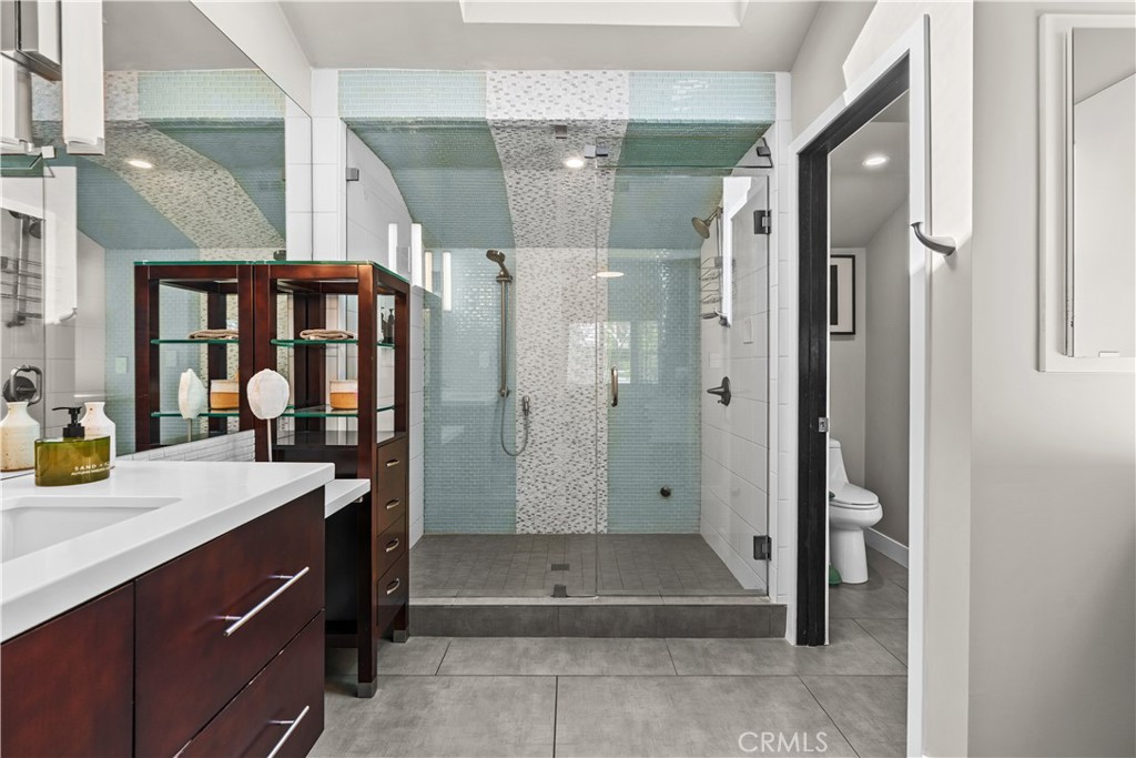 2103 Continental Property Photo 14