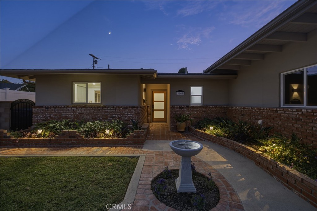 3161 Tevis Property Photo 1