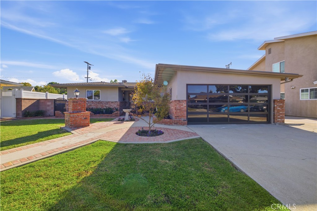 3161 Tevis Property Photo 1