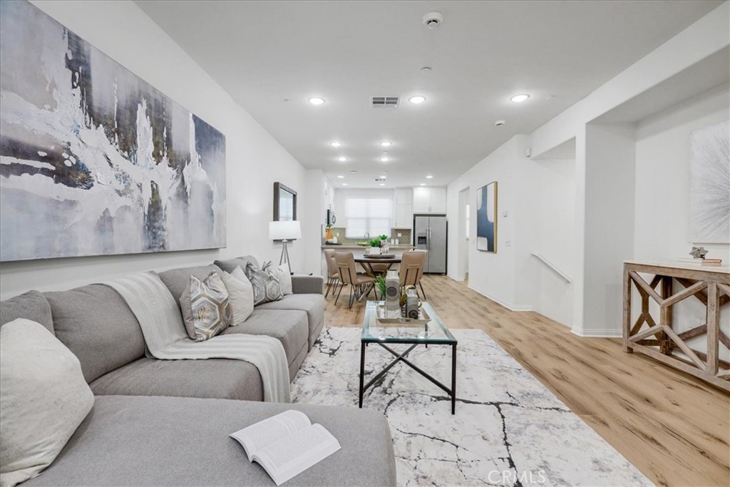 148 Capricorn Property Photo 28