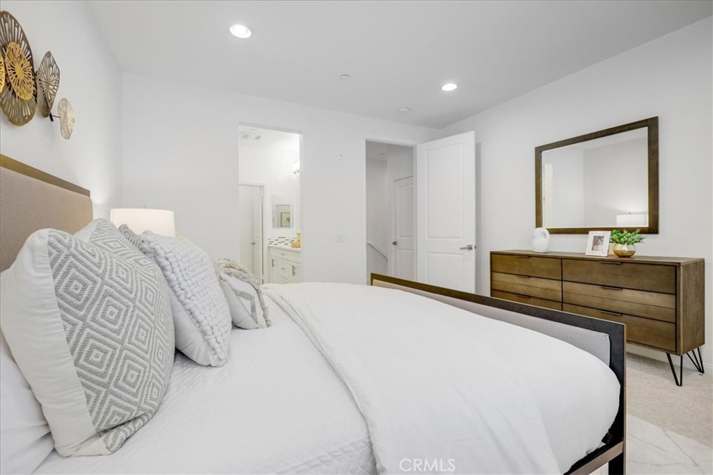 148 Capricorn Property Photo 41