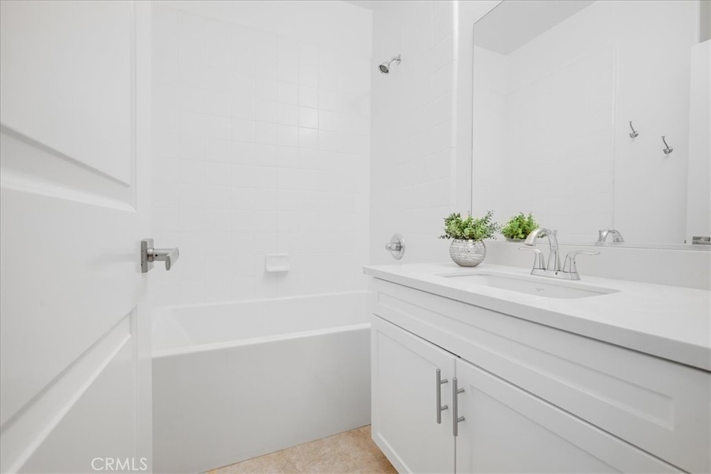 148 Capricorn Property Photo 58