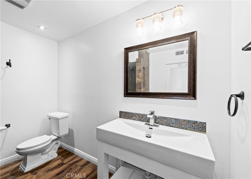 1140 E Ocean Boulevard 124 Property Photo 14