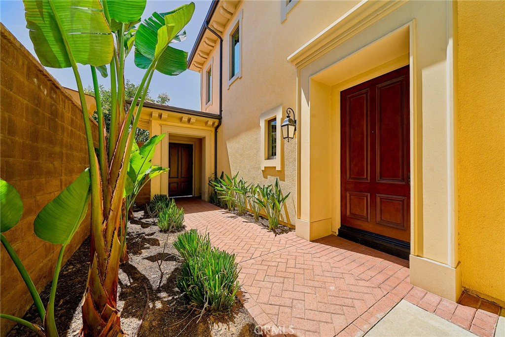 53 Open Range Property Photo 4