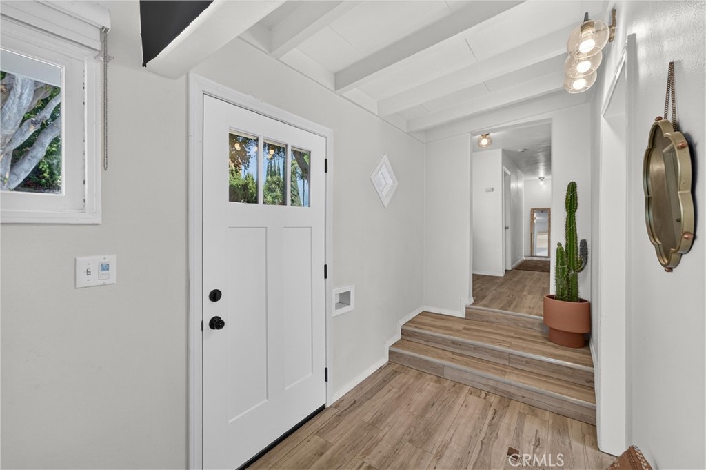 1204 E Poinsettia Property Photo 7