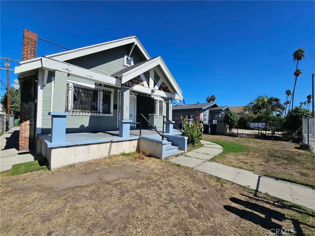 947 W 81st St Property Photo 1