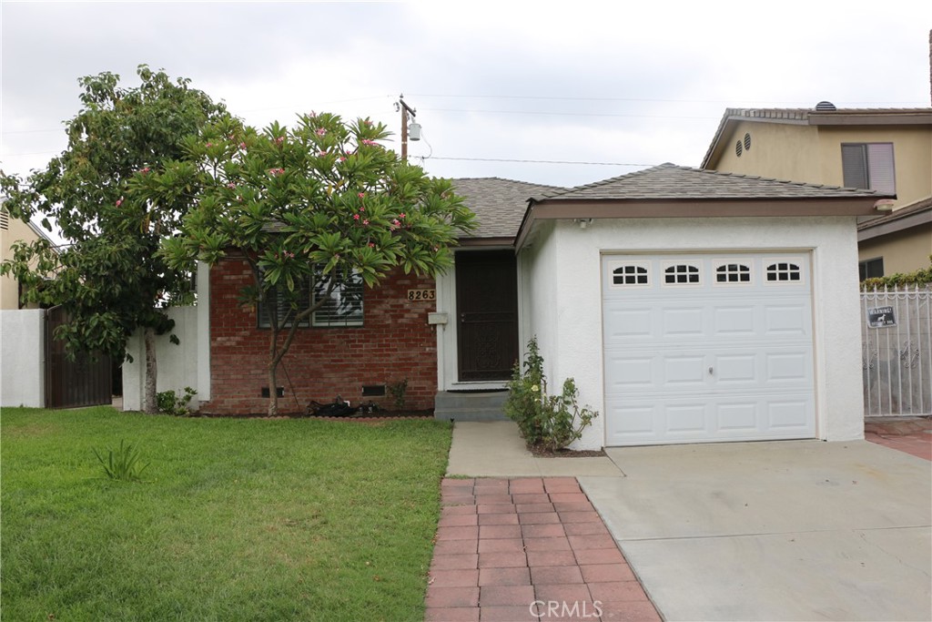 8263 Brookgreen Property Photo 1