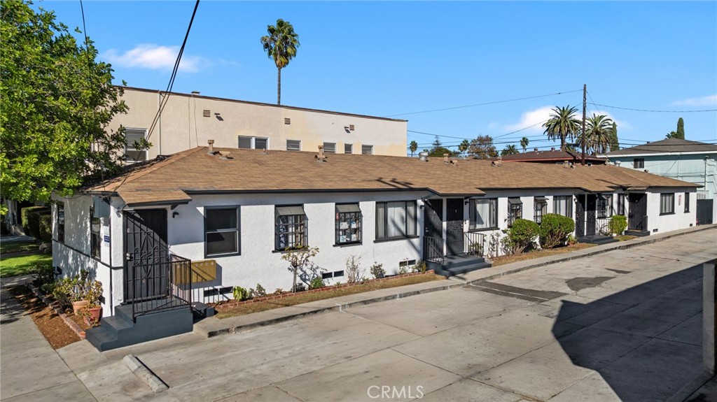 724 Temple