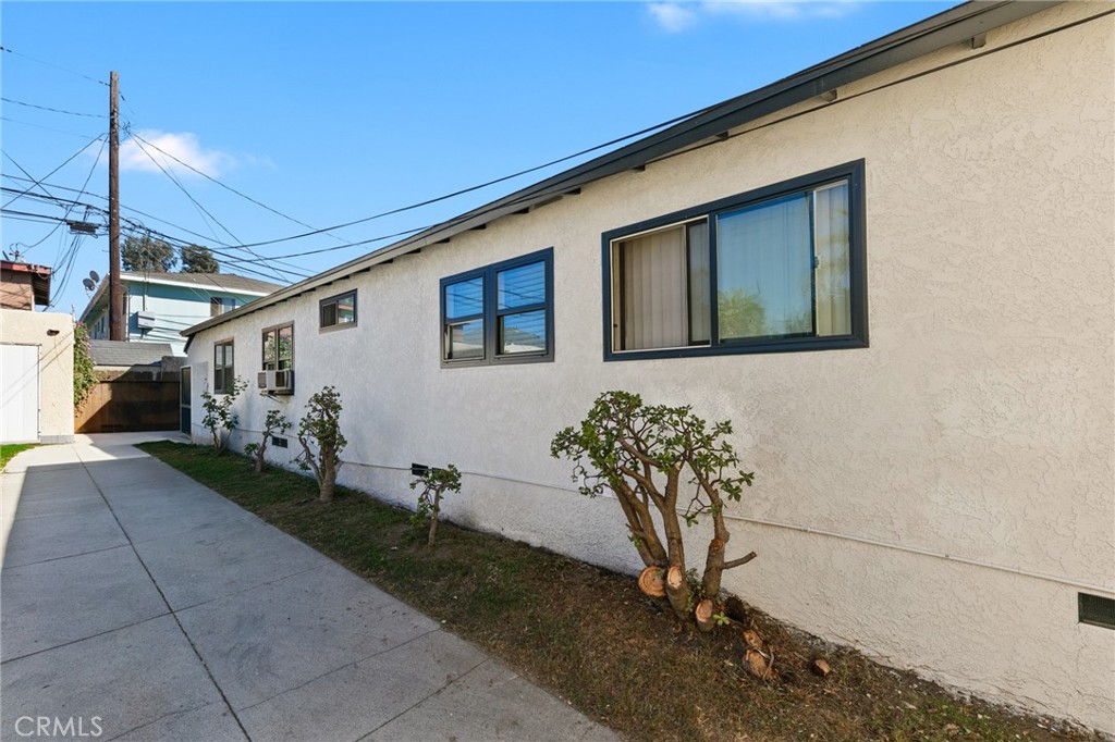 724 Temple Property Photo 3