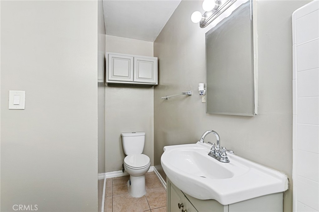 724 Temple Property Photo 9