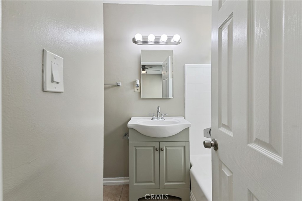 724 Temple Property Photo 10