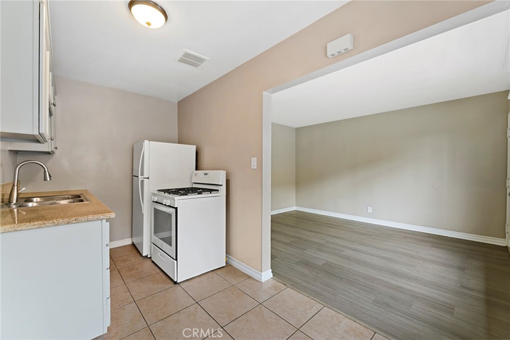 724 Temple Property Photo 14