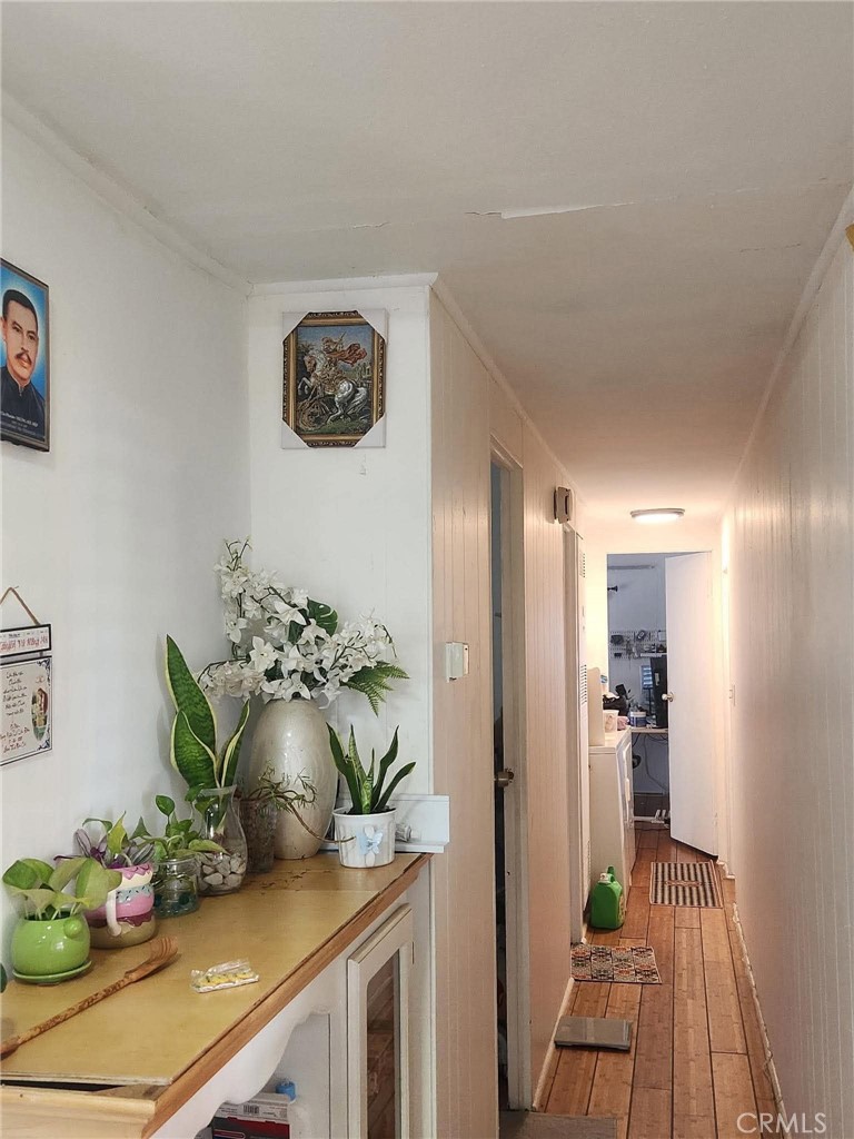 8111 Stanford Ave 3 Property Photo 6