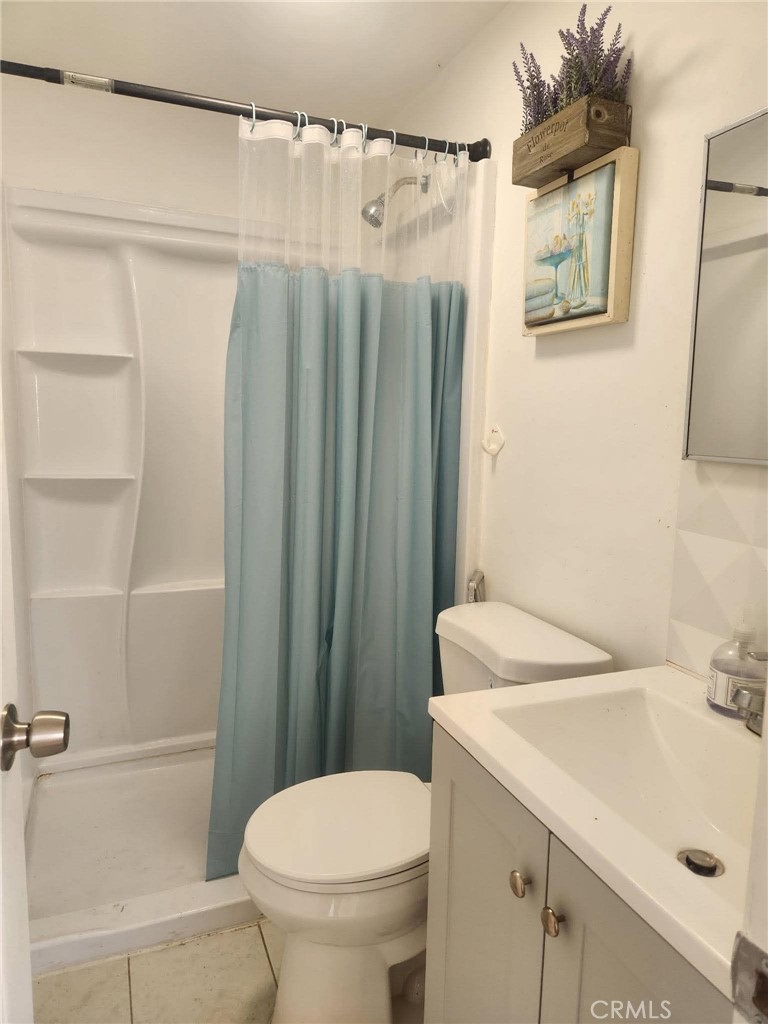 8111 Stanford Ave 3 Property Photo 12