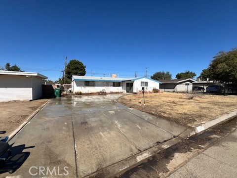 409 E Lingard Property Photo 1
