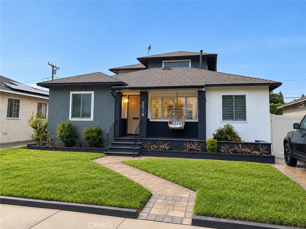 5018 Bellflower Property Photo 1