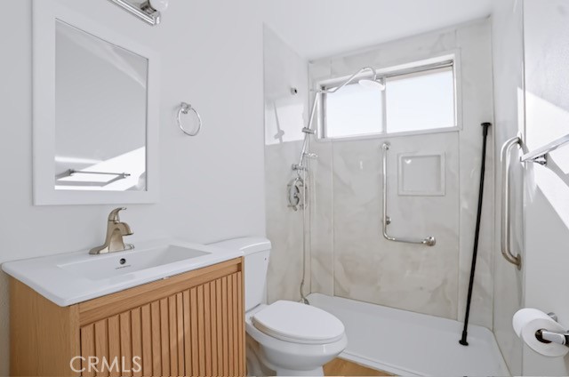 2205 W 9th Property Photo 6
