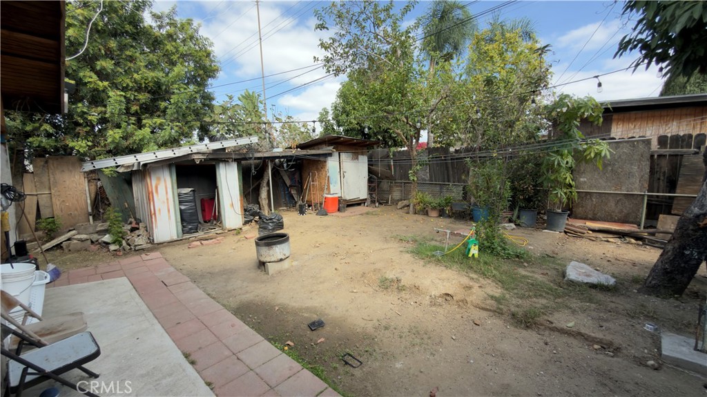 17515 Salais Street Property Photo 23