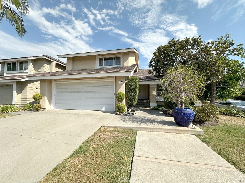 30 Abeto Property Photo 1