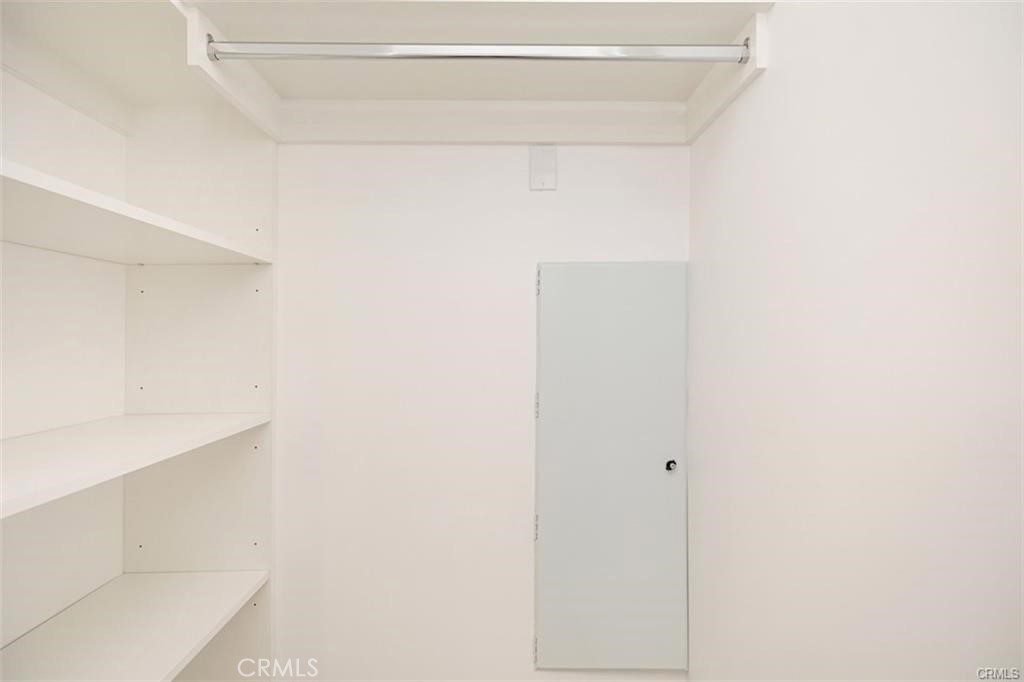 423 Orchid Ave 1/2 Property Photo 17