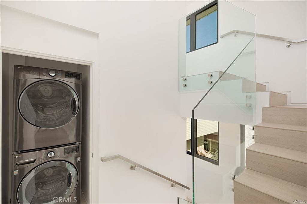 423 Orchid Ave 1/2 Property Photo 18