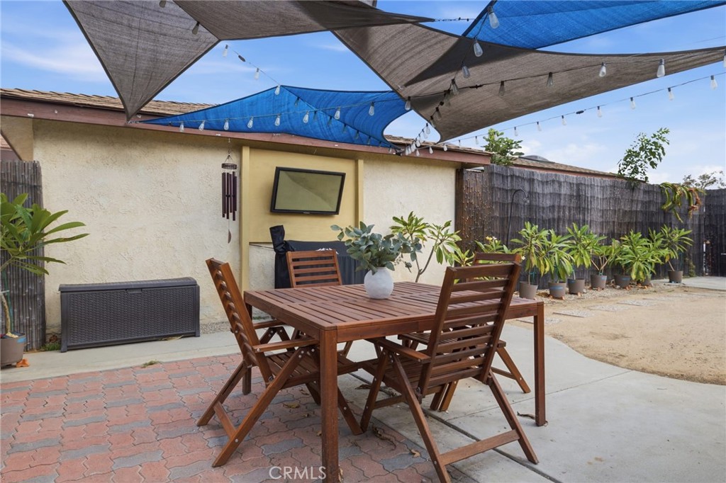6146 Ibbetson Property Photo 27