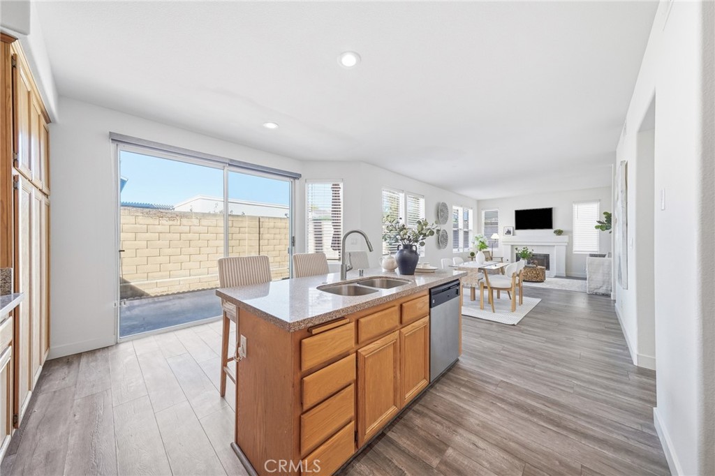 781 Roscoe Street Property Photo 19