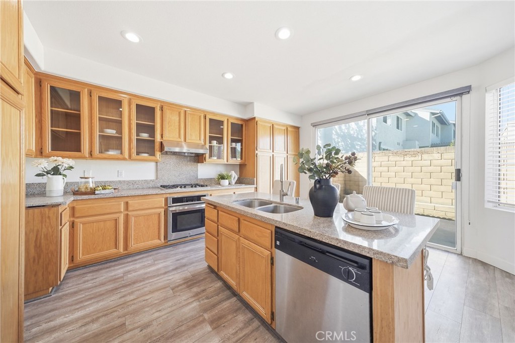 781 Roscoe Street Property Photo 20