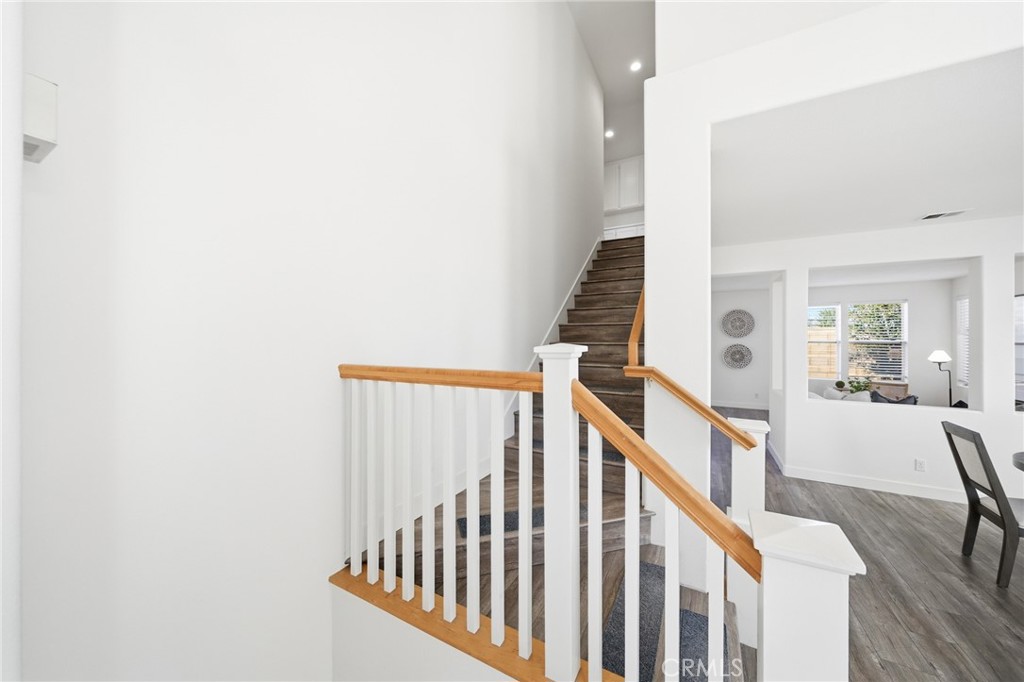 781 Roscoe Street Property Photo 23