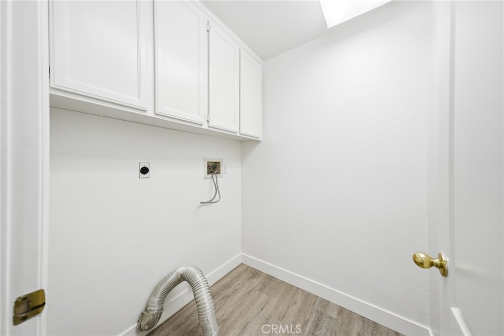 781 Roscoe Street Property Photo 35