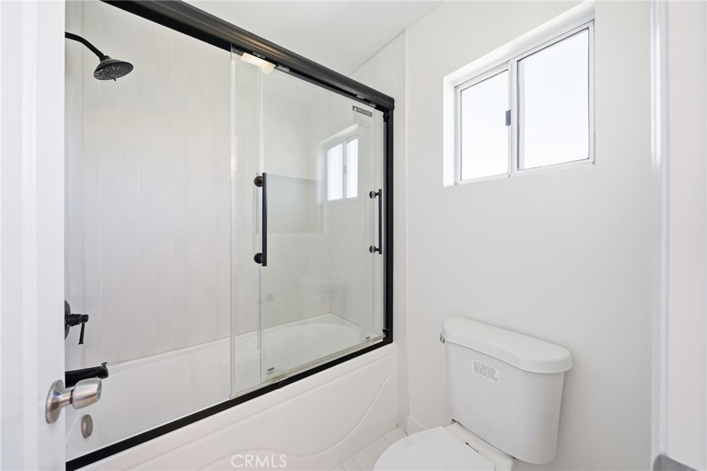 781 Roscoe Street Property Photo 40