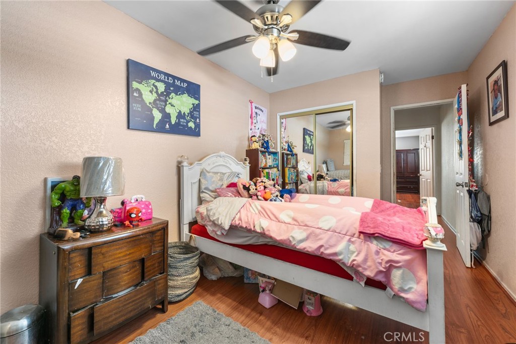 2526 E Van Buren Property Photo 11
