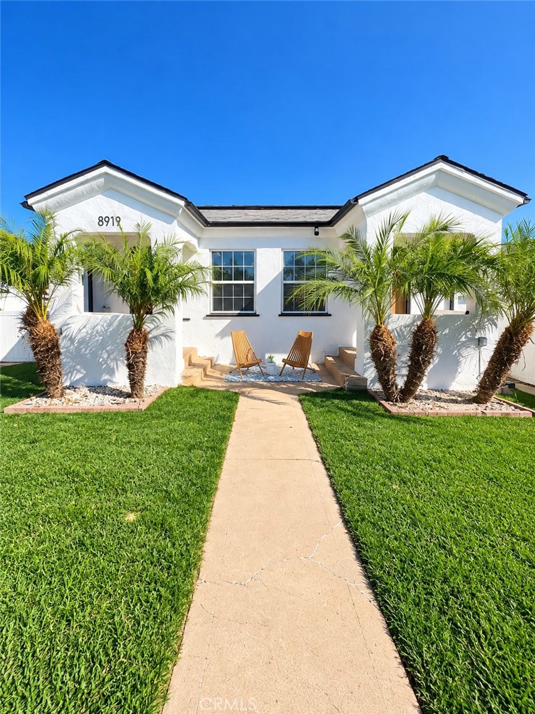 8912 Mettler Property Photo