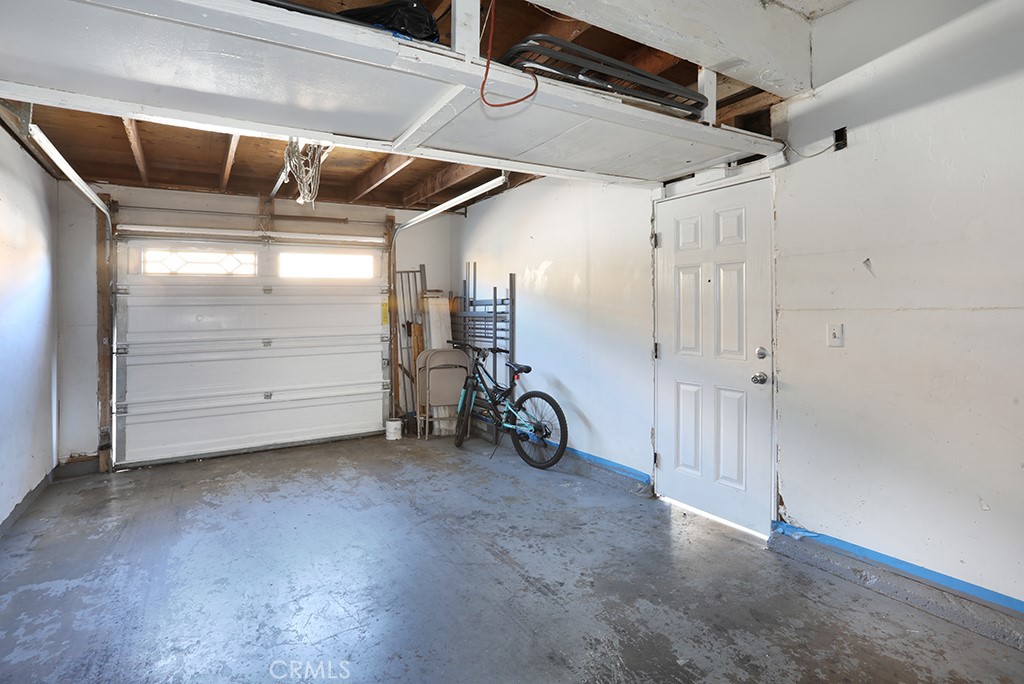 1272 E Mcfadden Property Photo 18