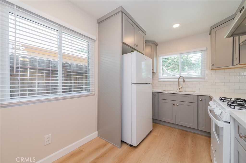 347 S Clark Street Property Photo 7