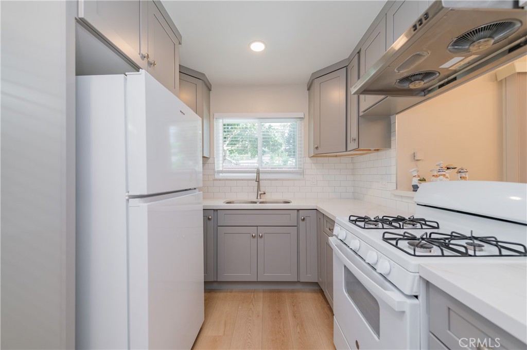 347 S Clark Street Property Photo 10