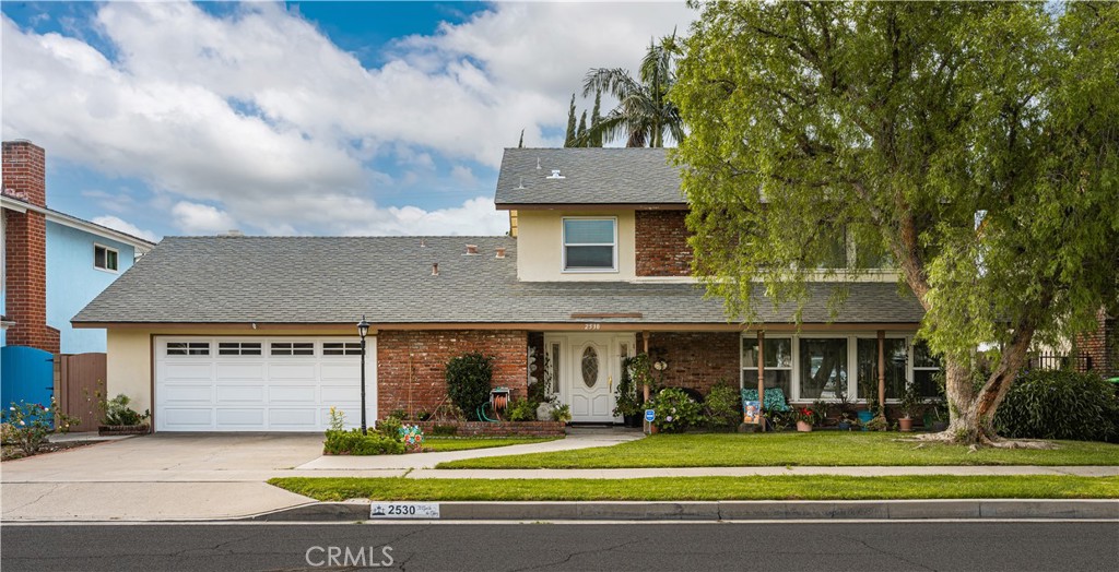 2530 E Dorothy Drive Property Photo 1