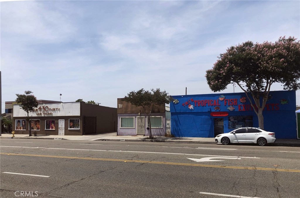 9703 Alondra Boulevard Property Photo 1
