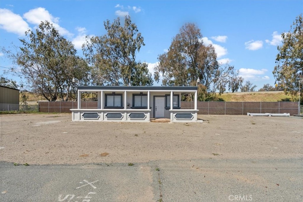 6113 Bridgehead Road Property Photo 1