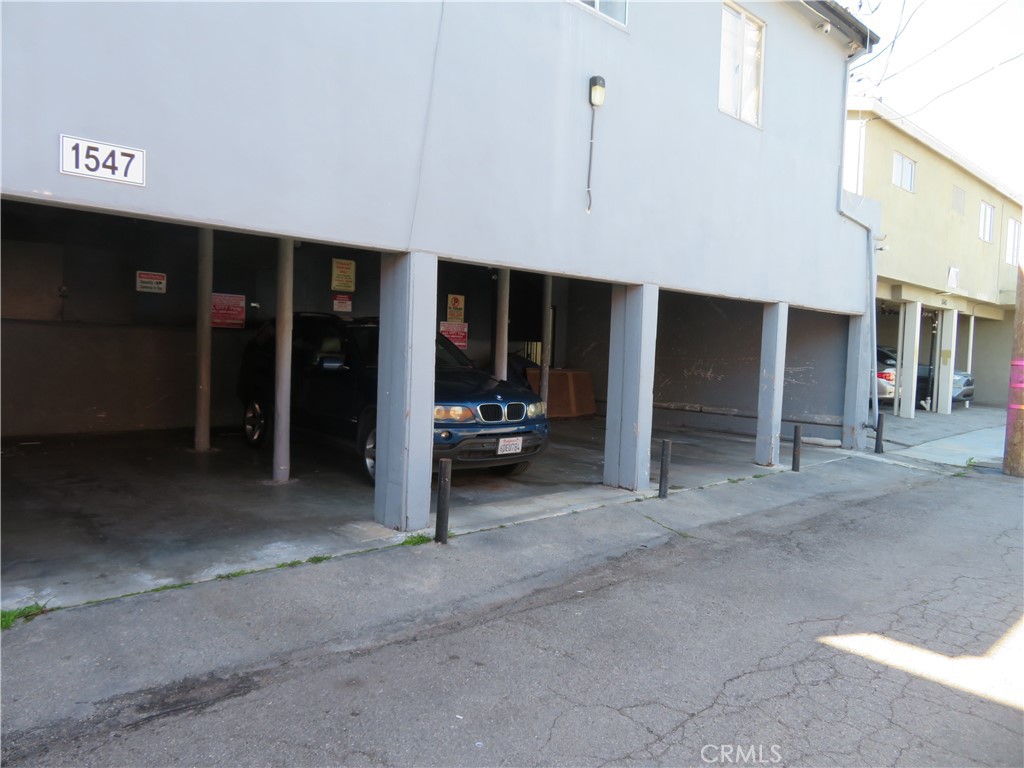 1547 Euclid Street Property Photo 4